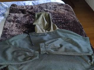 Set 2 piezas, chandal. Con sudadera Crop. Talla M