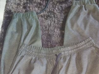 Set 2 piezas, chandal. Con sudadera Crop. Talla M