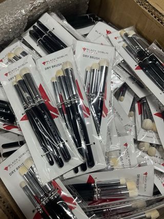 Lote +90 Sets Pinceles Black Goblin Games