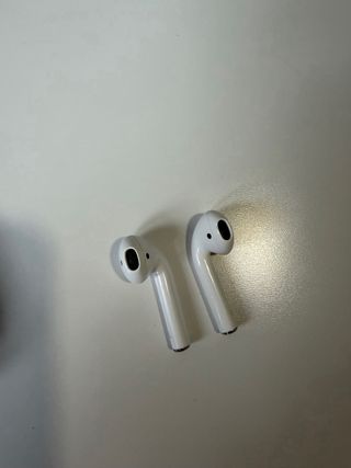 Apple AirPods – 2 unidades