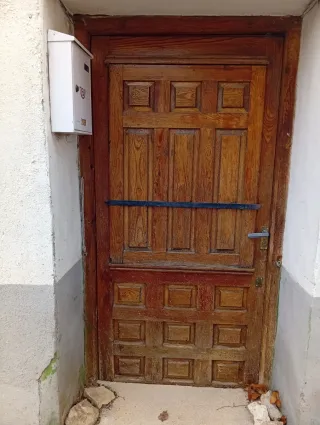Rejas de ventana y puerta madera