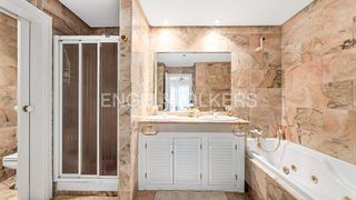 Piso en venta en Elviria en Marbella