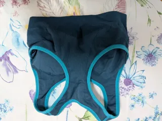 Pack 3 Tops Deportivos Azul y negro