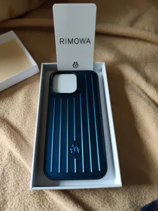 Capa Magnética Rimowa para iPhone Pro Max 13/14