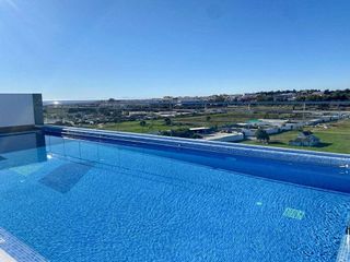 Piso en alquiler en Puerto Banús en Marbella