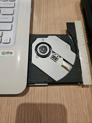 Sony VAIO Portátil Blanco