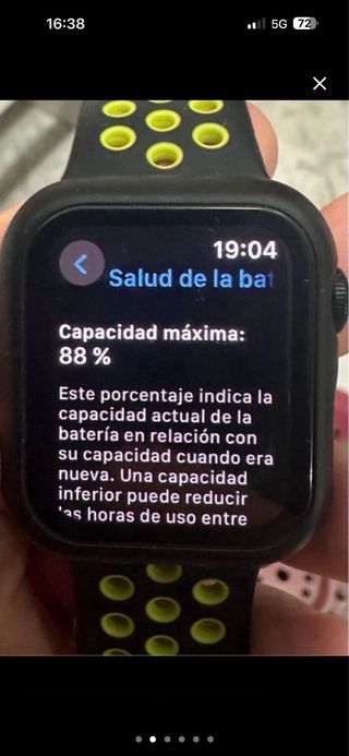 Apple Watch SE 40mm Negro con Correa Amarilla