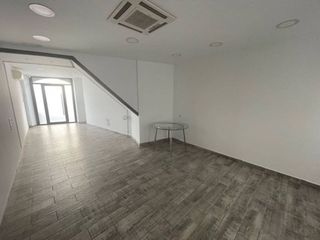 Local comercial en alquiler en Santa Maria-Eixample-Sud Sumella en Cubelles