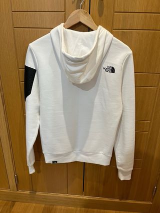 Sudadera The North Face Blanca y Negra
