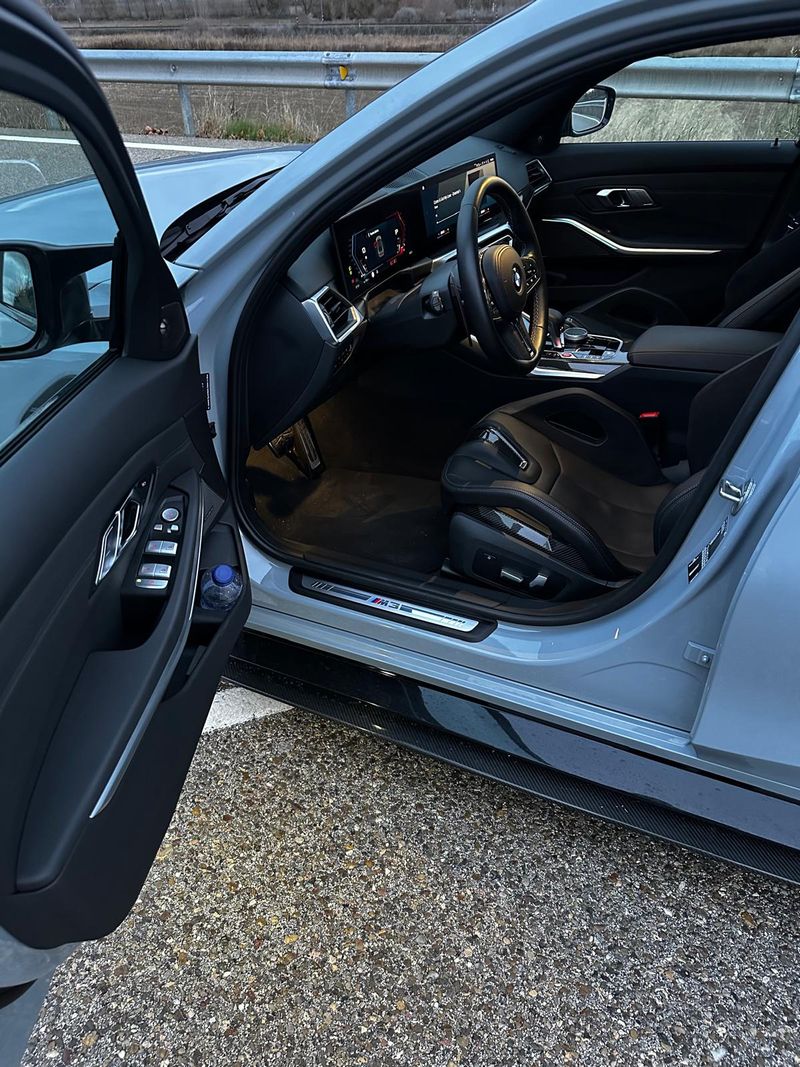 BMW Serie 3 2024, foto 6