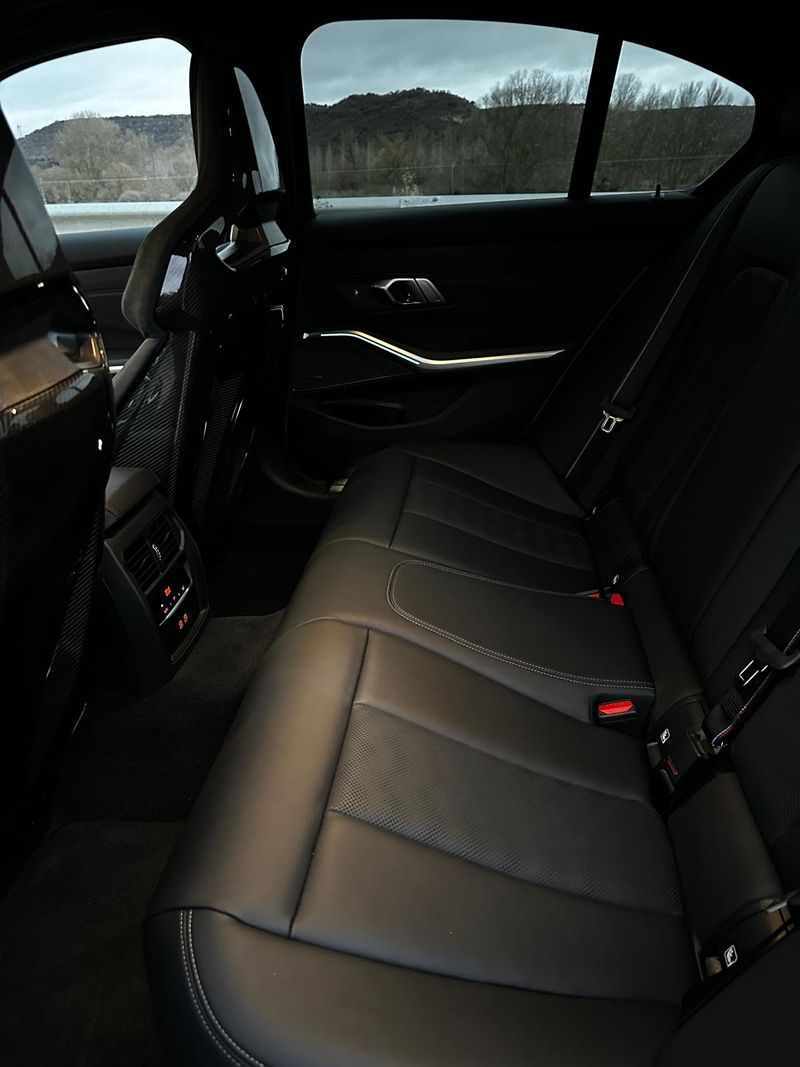 BMW Serie 3 2024, foto 10