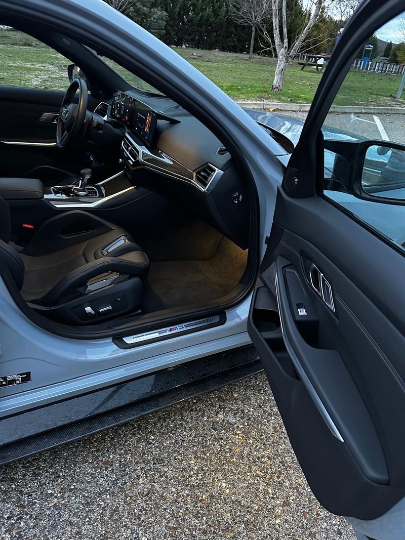 BMW Serie 3 2024, foto 14