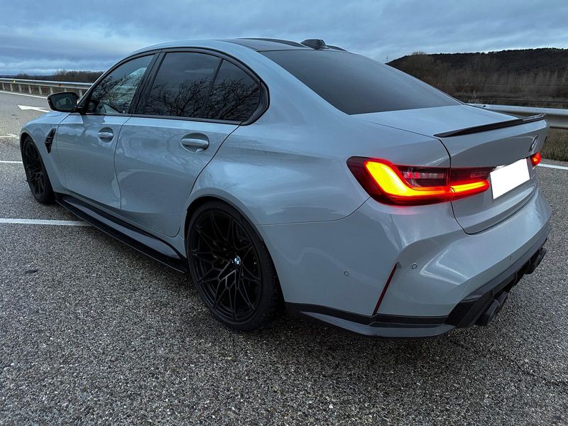 BMW Serie 3 2024, foto 18