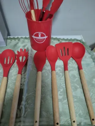 Set 12 Posate Cucina Silicone Rosso