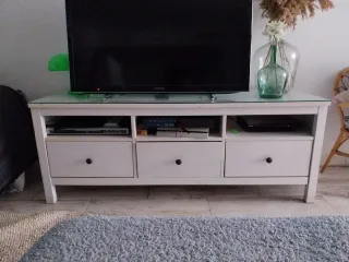 Mueble TV blanco sin cristal