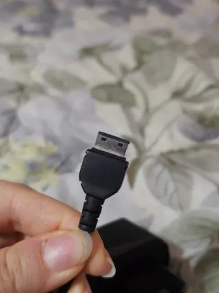 Caricabatterie Blue Star per Cellulari Vintage