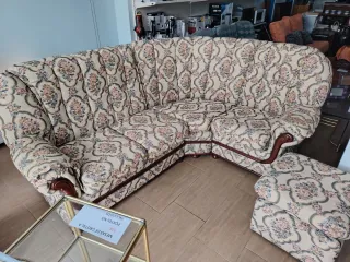 Sofá esquinero tela floral