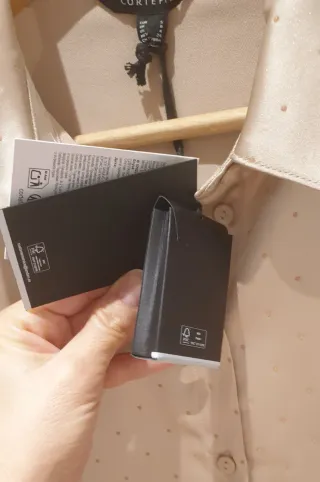 Rebajada 65%‼️Camisa satinada beige