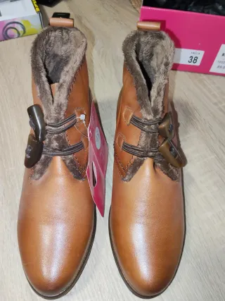 Botín cuero marrón talla 38