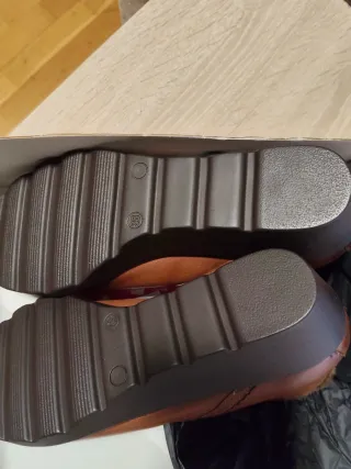 Botín cuero marrón talla 38