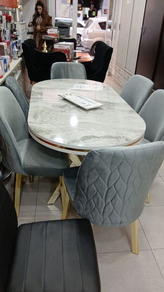 Mesa Comedor Turca Negra y Dorada