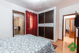 Casa adosada en venta en Albolote