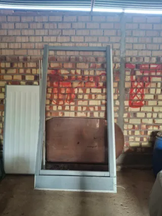 Ventana con persiana eléctrica