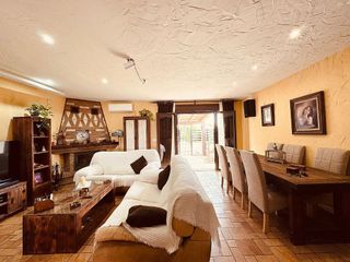 Casa adosada en venta en Casares