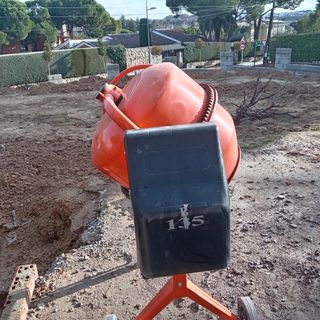 Hormigonera Naranja