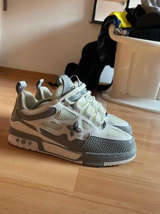 Louis Vuitton Skate Grises