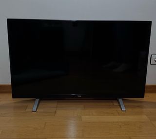 Televisor TCL 40”F40B3803 Negro+ Google Chromecast