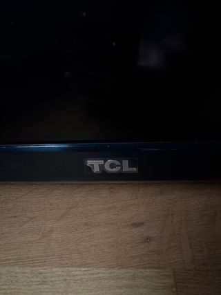Televisor TCL 40”F40B3803 Negro+ Google Chromecast