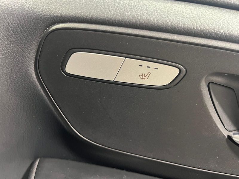 Mercedes-Benz Clase V 2019, foto 32