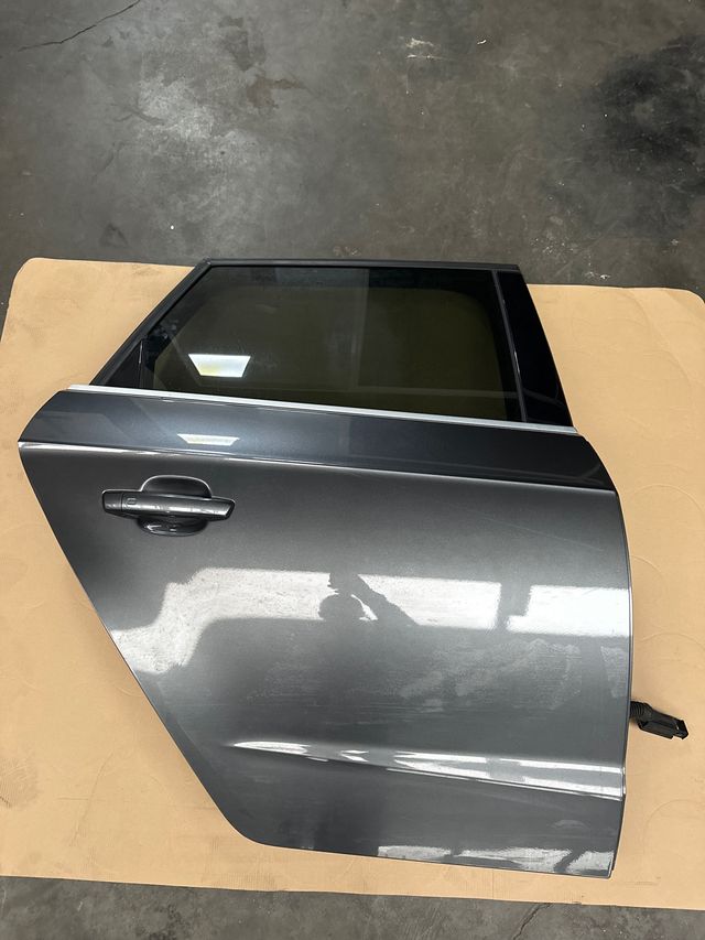 Puerta Trasera Derecha Audi A3 Sportback