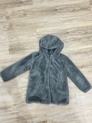 Chaqueta pelo gris El Corte Inglés, de niña,