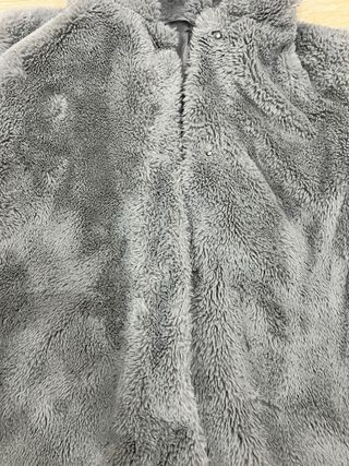 Chaqueta pelo gris El Corte Inglés, de niña,