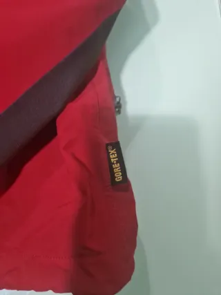 Chaqueta de montaña Trangoworld Roja GORE TEX