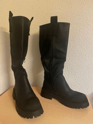 Botas altas negras