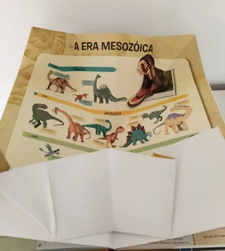 Atlas Desdobrável de Dinossauros