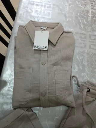 Conjunto INSIDE hombre beige
