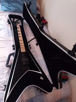 Estuche Jackson V Guitarra Eléctrica Rígido