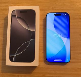 iPhone 16 Pro Blanco Titanium 256GB