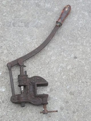 Encorchadora Antigua Hierro sobre 1912