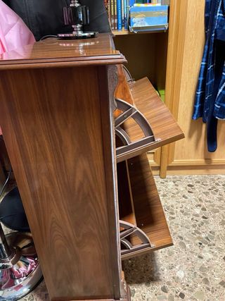 Mueble zapatero de madera
