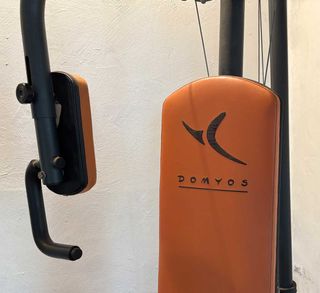 Equipo de Decathlon BM900 Gimnasio Multiusos