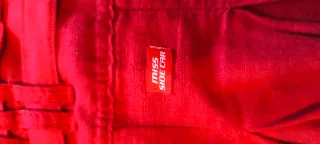 Falda roja tablas talla 36