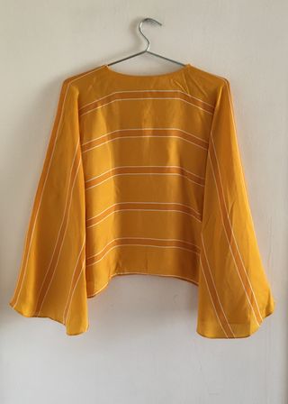 Top kimono de seda amarillo de Anthropologie XS