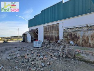 Nave industrial en venta en Bailén