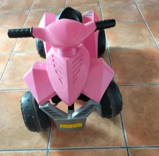 Quad niña rosa FEBER