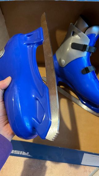 Pattini ghiaccio Risport n. 42 nuovi